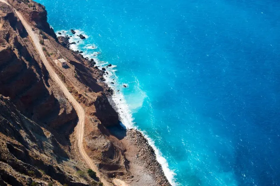 Cliff Road