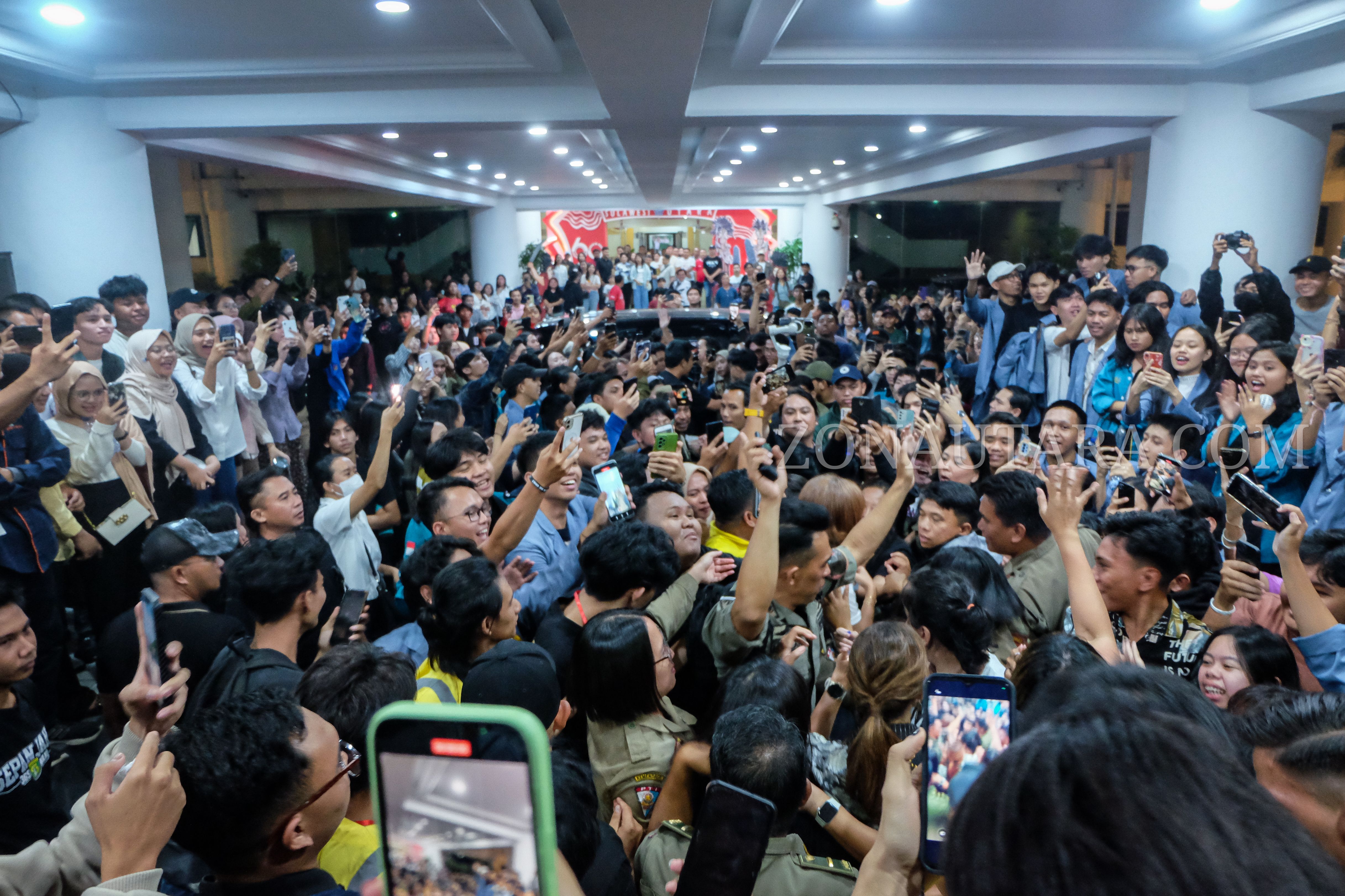 FOTO: Keseruan Mata Najwa On Stage di Manado