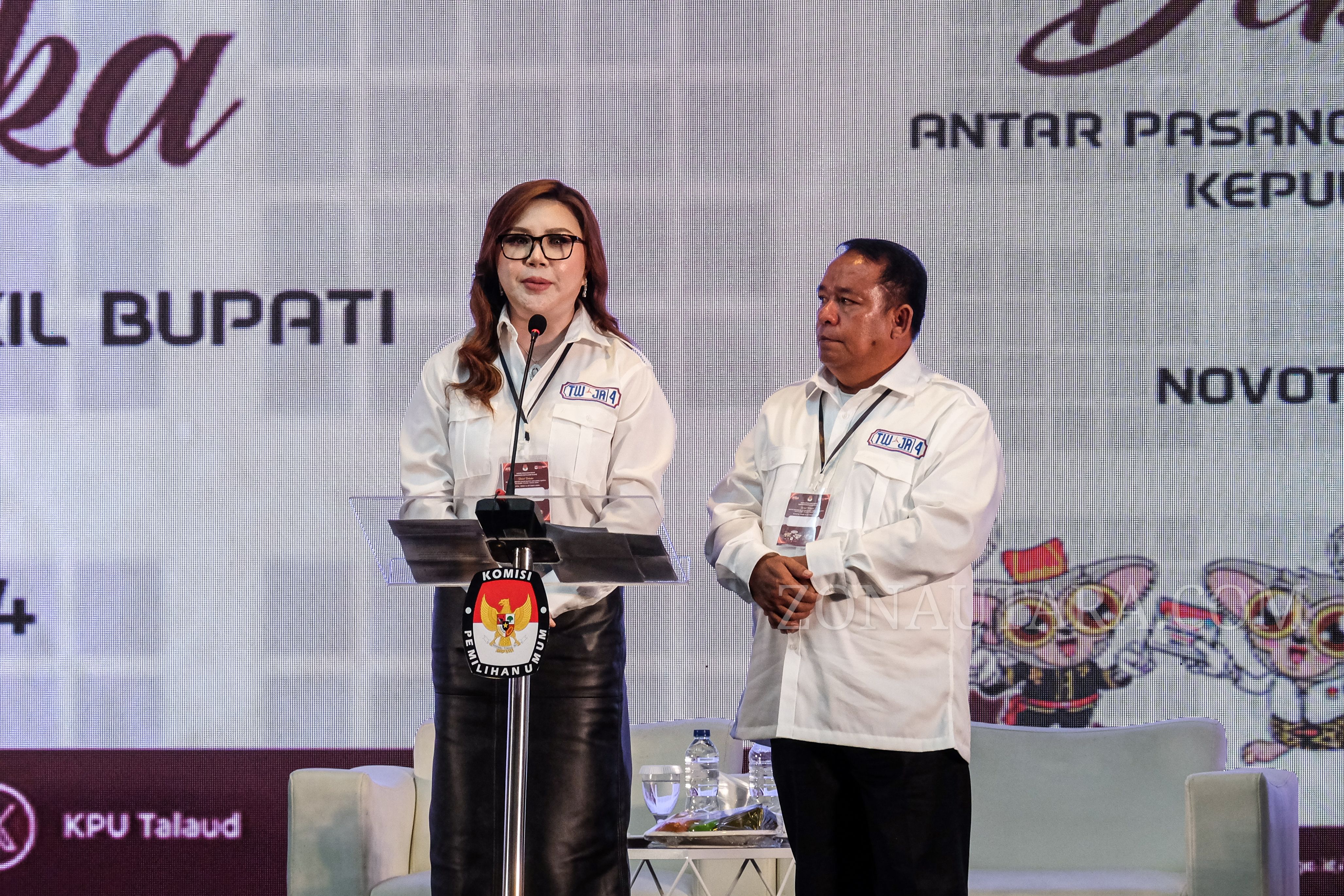 FOTO: Debat publik pertama antar Paslon Bupati dan Wakil Bupati Kepulauan Talaud