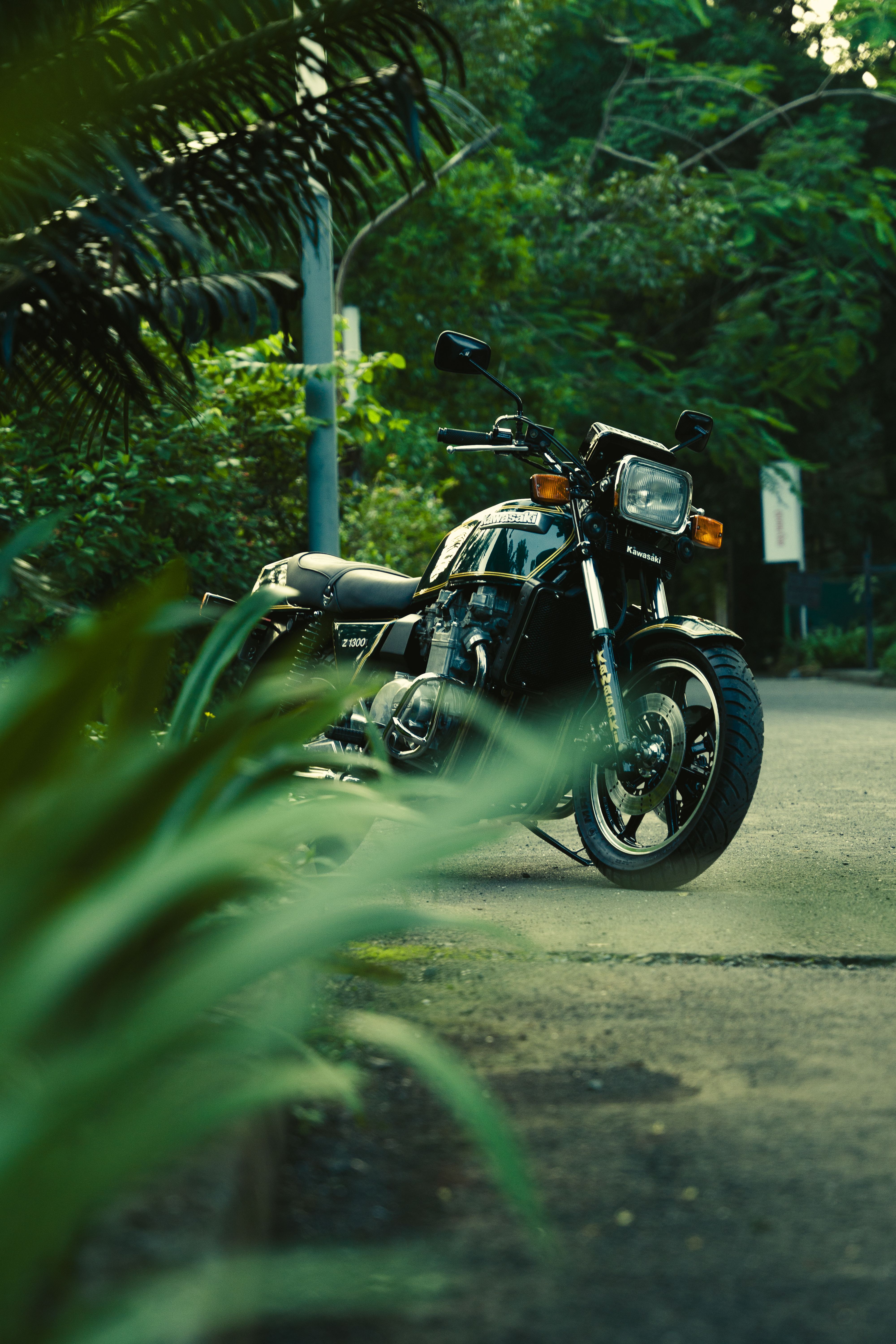 Restoring a Legend: 1986 Kawasaki Z1300 Shoot by Latent Minds Creative Solutions
