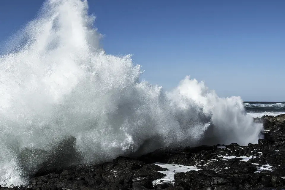 Explosion on the Reef