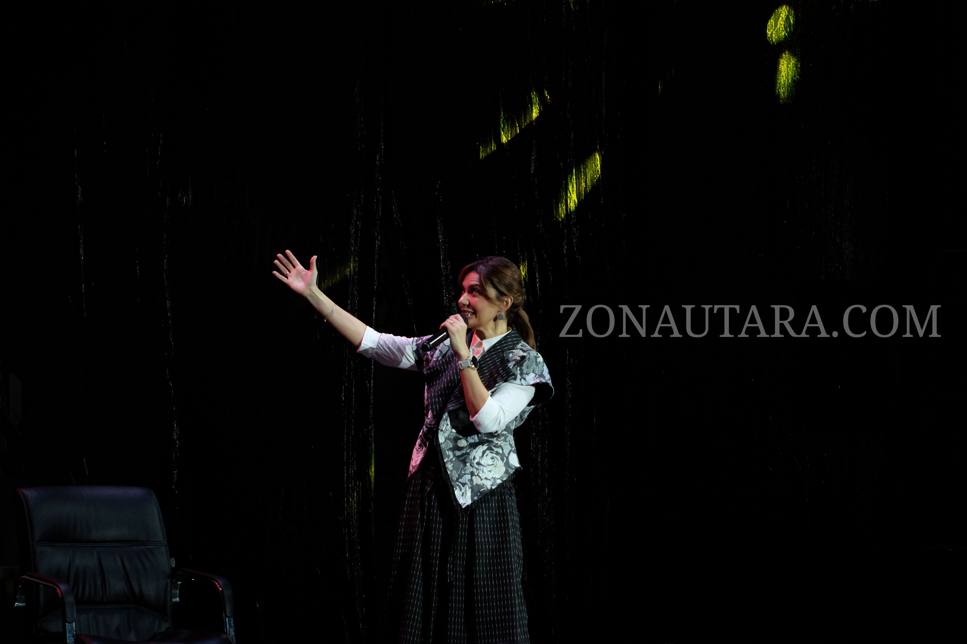 FOTO: Keseruan Mata Najwa On Stage di Manado
